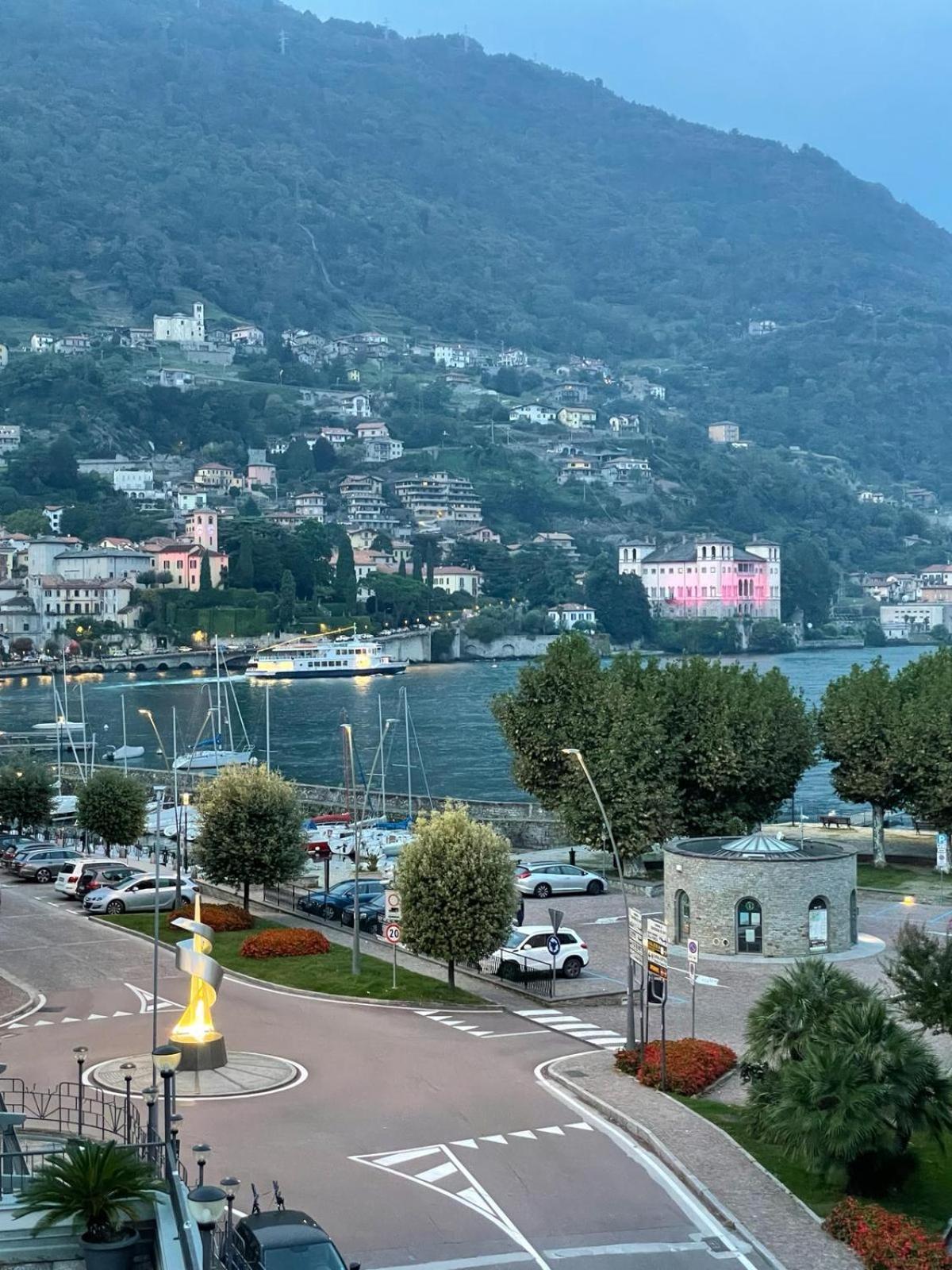 Lakeside Apartment 赫拉弗多纳 外观 照片