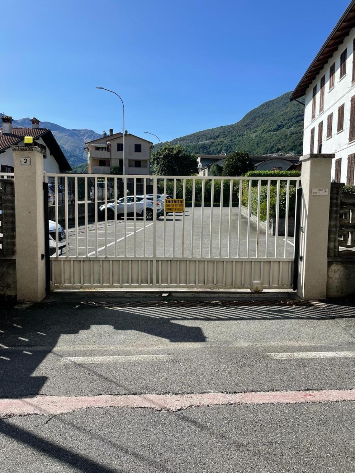 Lakeside Apartment 赫拉弗多纳 外观 照片